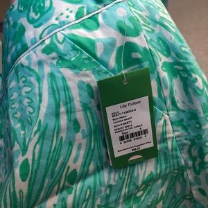 Lilly Pulitzer Skirts - NWT Cleona Skort in Bungle in the Jungle Size 4 Lilly Pulitzer Skirts - NWT Cleona Skort in Bungle in the Jungle Size 4